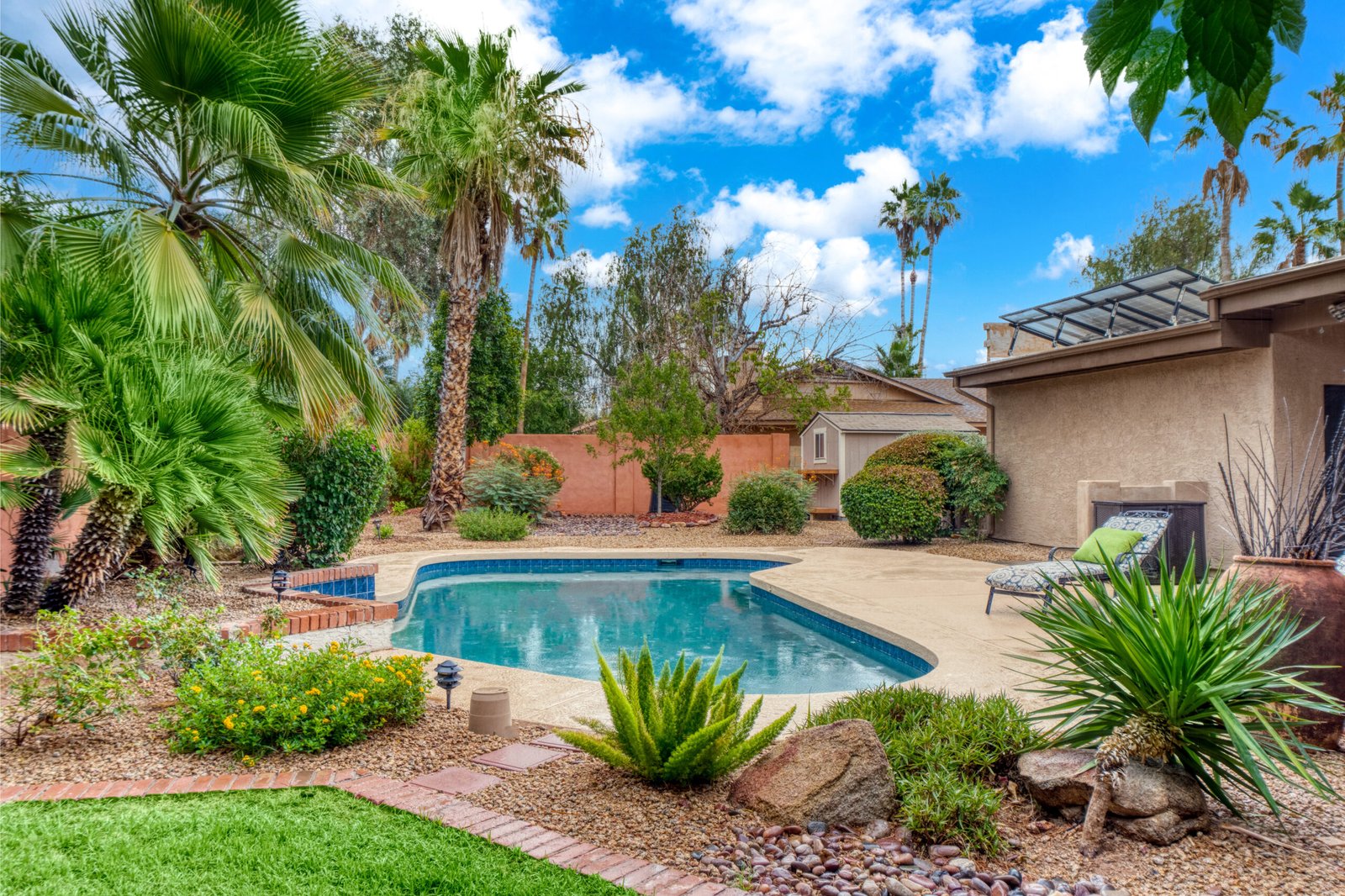 Florida pool home backyard residential